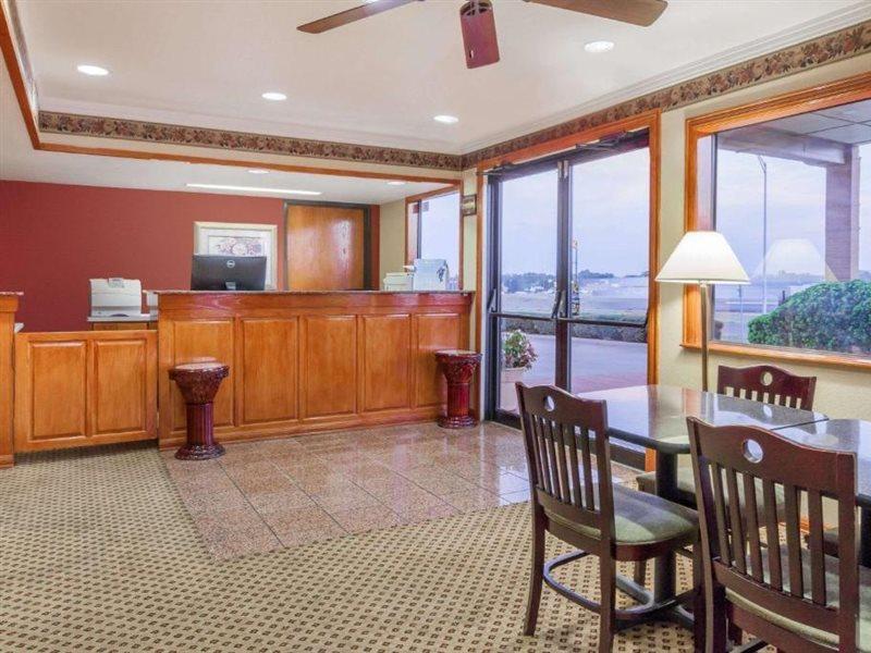 Super 8 By Wyndham Mount Vernon Luaran gambar