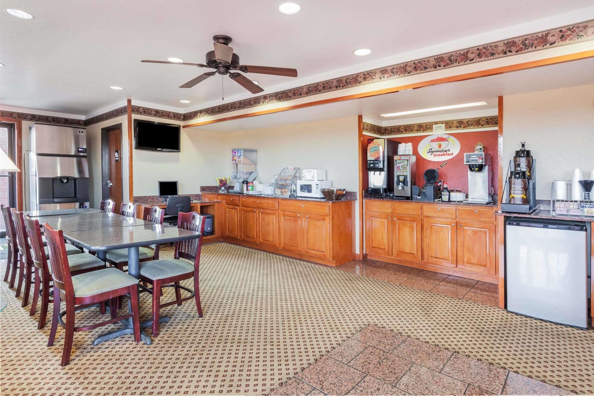 Super 8 By Wyndham Mount Vernon Luaran gambar